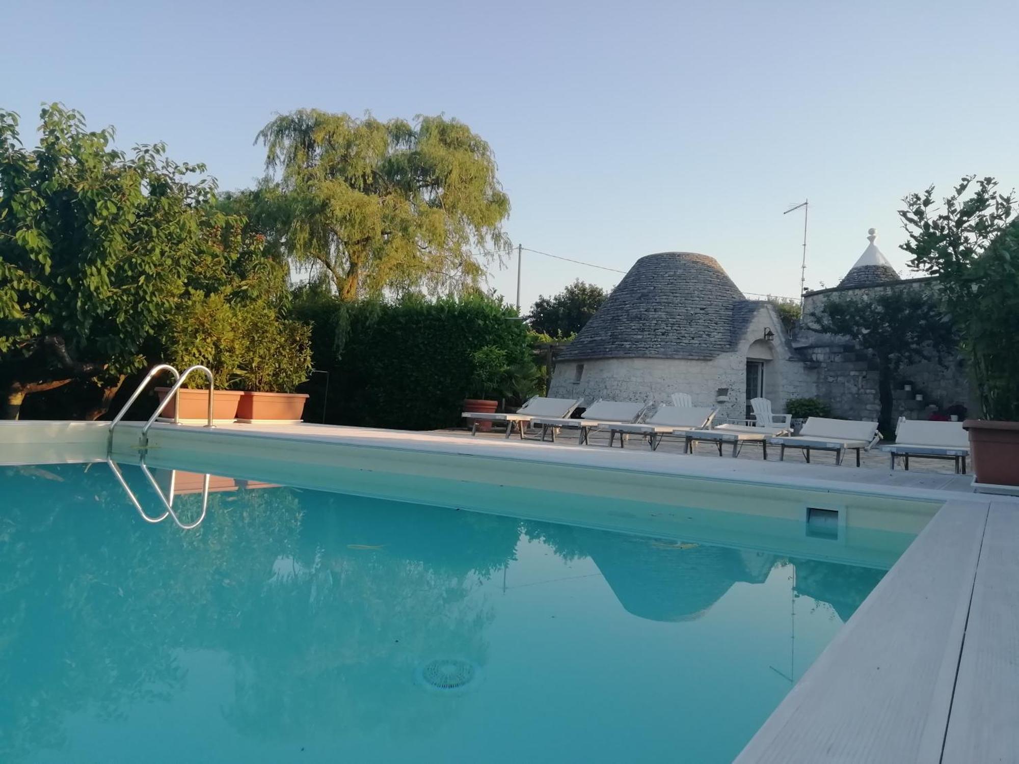 Trulli Francesca Ciclovia Villa Locorotondo Bilik gambar